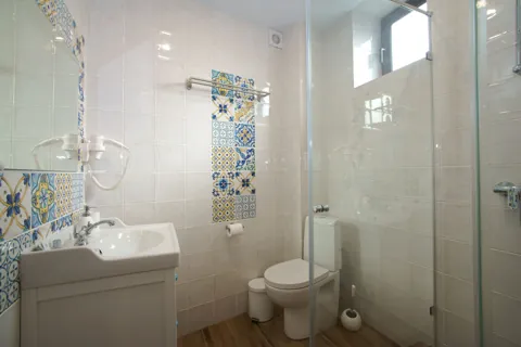 Санузел семейного номера